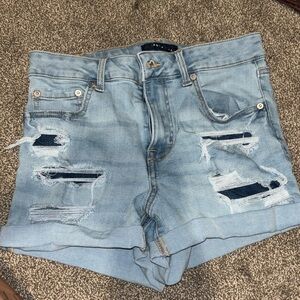 Aero shorts size 6